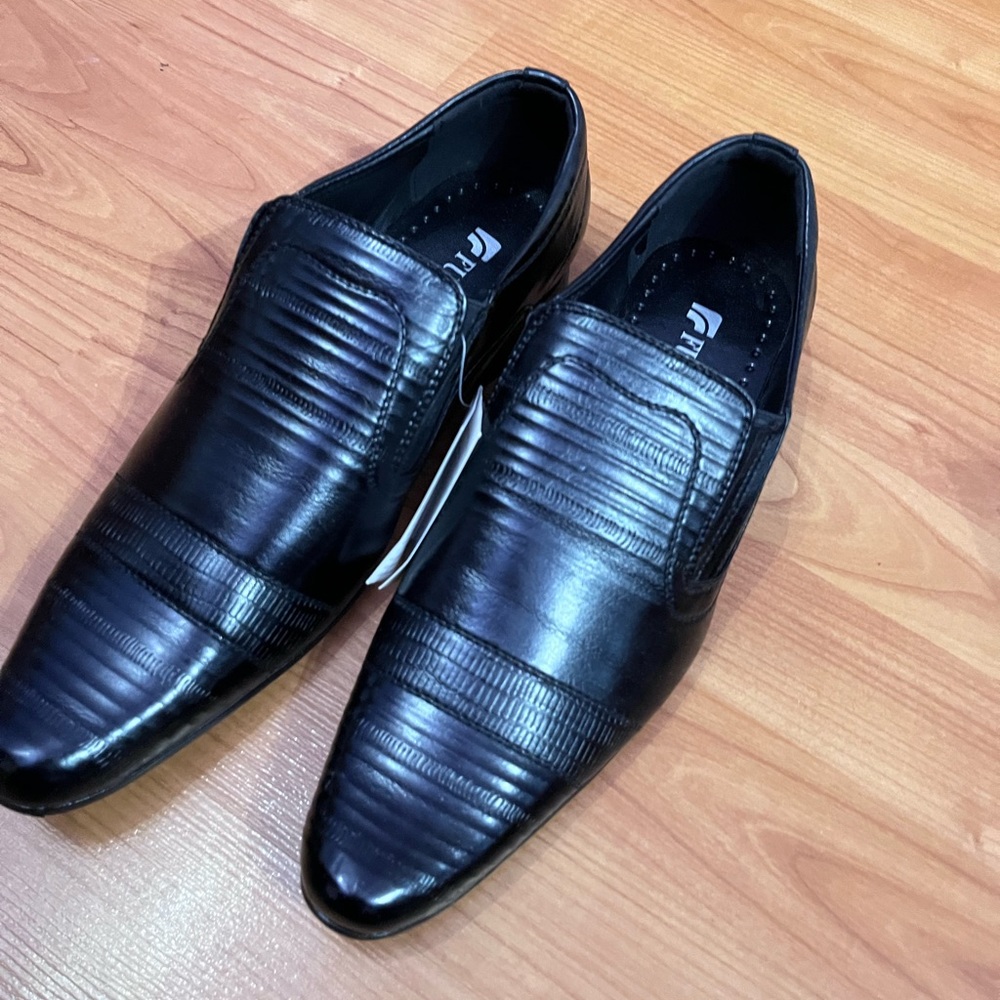 Men’s shoes